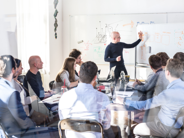 Formation stratégie RH améliorer communication interne relation équipe développer compétences animation